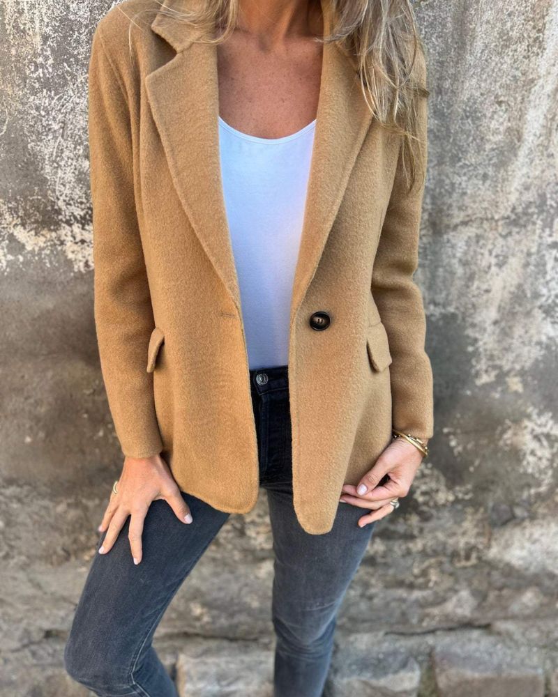 Blazer Feminino de Alfaiataria com Botão Único e Corte Reto Renata