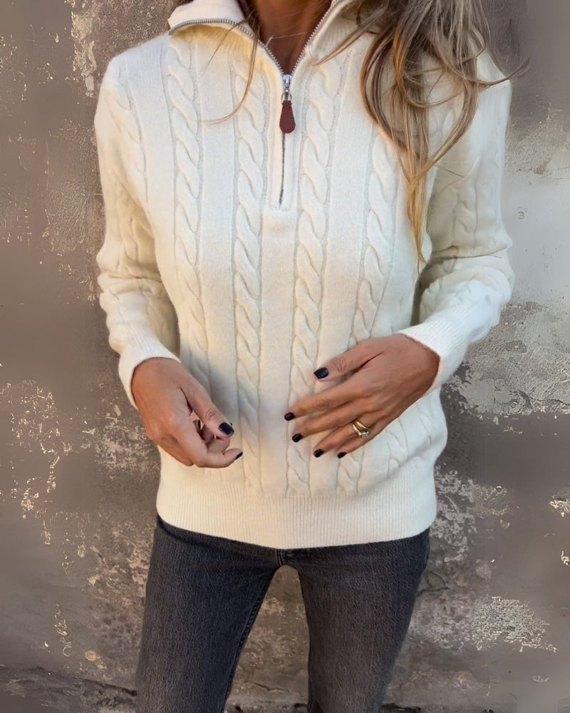 Suéter Feminino Trançado com Gola Alta e Zíper Frontal Ivana
