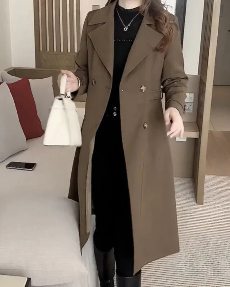 Sobretudo Feminino com Corte Reto e Lapela Elegante Nadia
