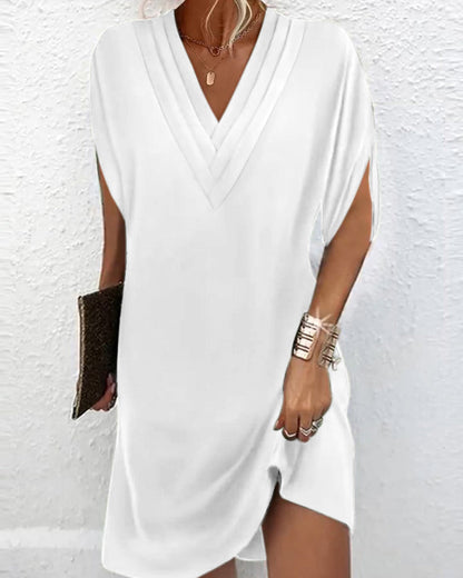 Vestido Sofisticado com Mangas Fendadas em Cor Sólida