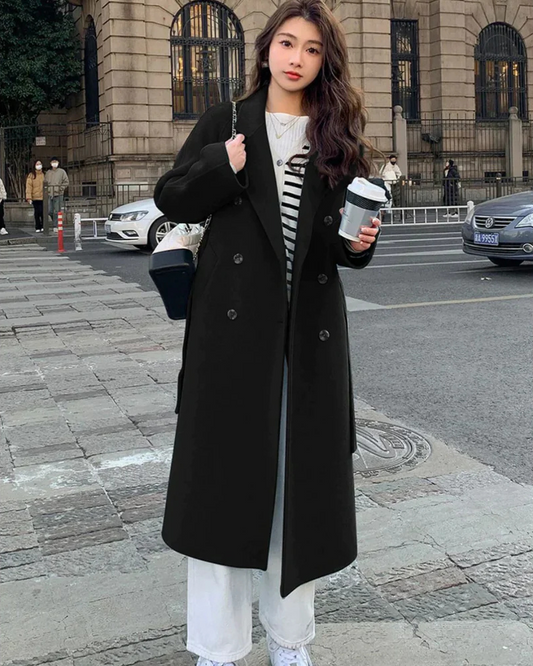 Sobretudo Feminino com Corte Reto e Lapela Elegante Nadia