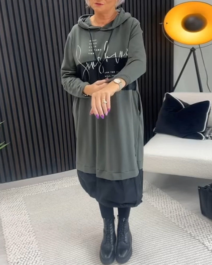 Vestido Feminino Estilo Moletom com Capuz