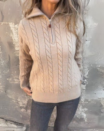 Suéter Feminino Trançado com Gola Alta e Zíper Frontal Ivana