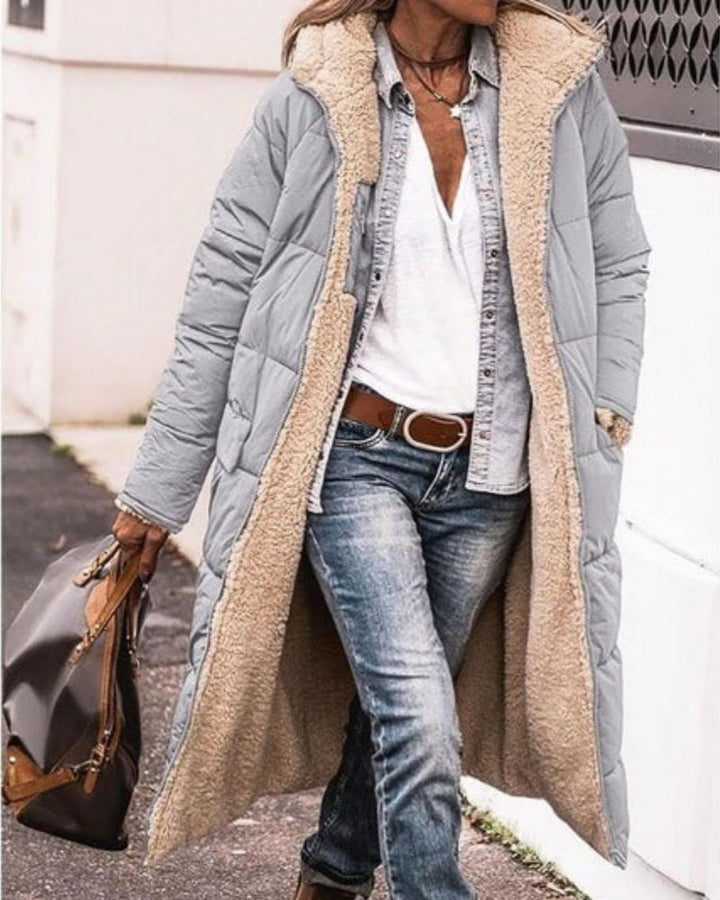 Casaco Feminino Longo com Forro Peluciado e Gola Alta Anne