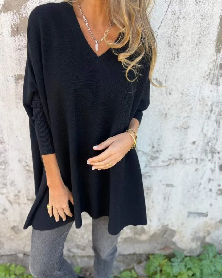 Blusa Feminina Oversized com Decote V em Malha Leve Júlia