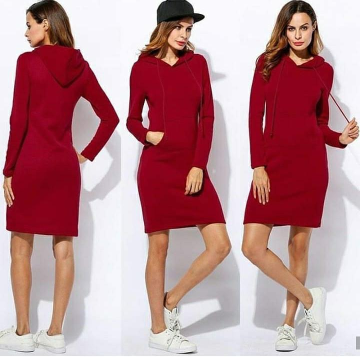 Vestido Feminino com Capuz Ellen