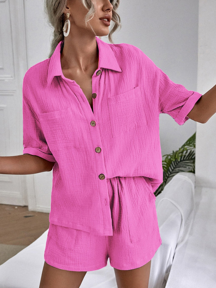 Camisa com Bolsos Duplos e Shorts de Linho