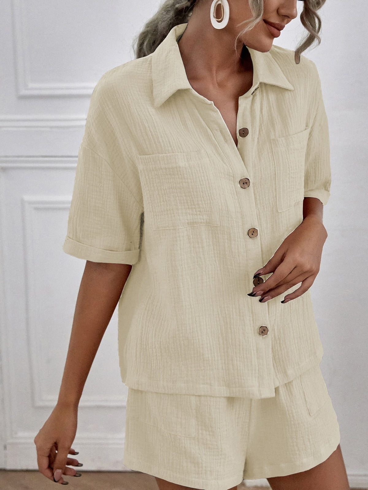 Camisa com Bolsos Duplos e Shorts de Linho Damasco / P (BR 38-40)