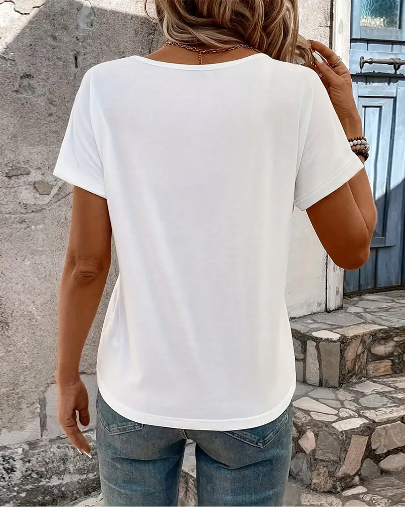 Camiseta Feminina Crossover com Decote - 2