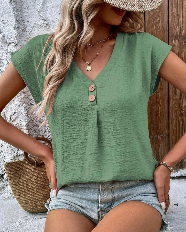 Camiseta Feminina Manga Curta de Botão