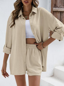 Conjunto Casual de Camisa de Manga Longa com Lapela  e Shorts de Cintura Alta