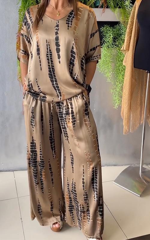 Conjunto Casual de Cetim com Gola Redonda de Duas Peças