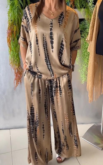 Conjunto Casual de Cetim com Gola Redonda de Duas Peças - 9