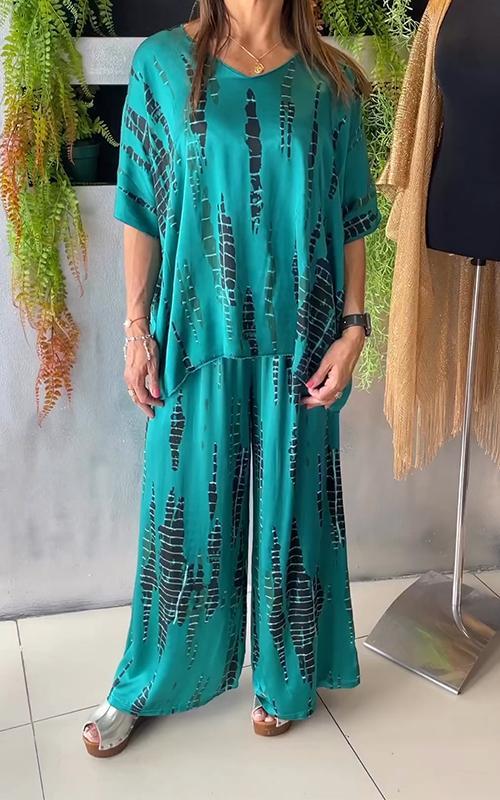 Conjunto Casual de Cetim com Gola Redonda de Duas Peças