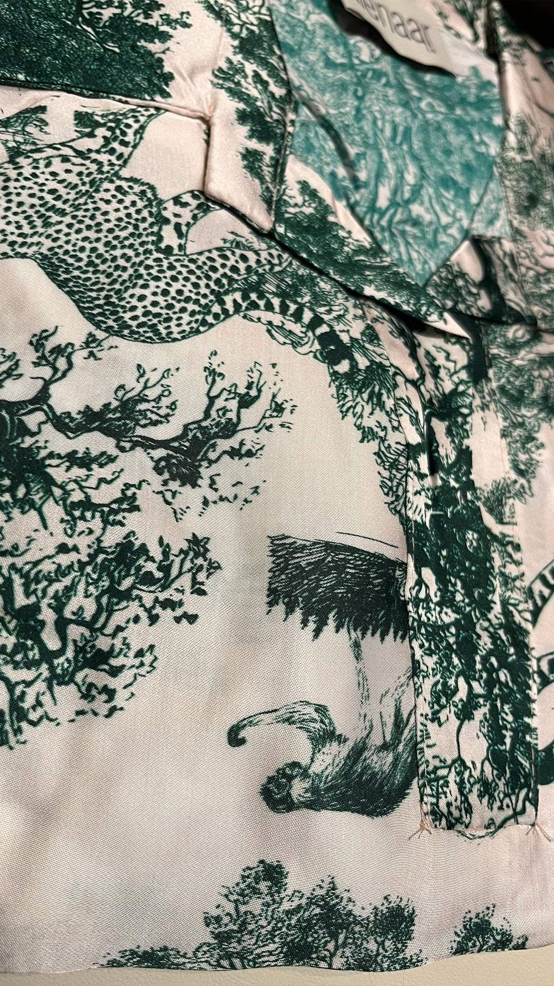 Conjunto Casual de Manga Longa Estampado com Decote em V - 7