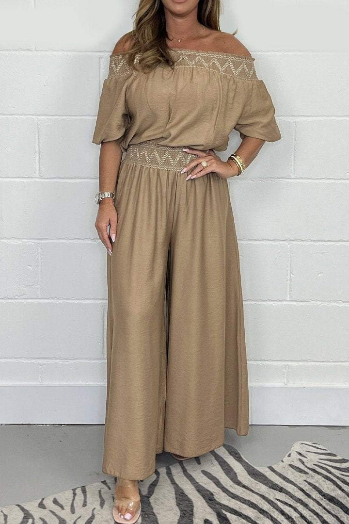 Conjunto de Calça e Top com Bordado Franjado