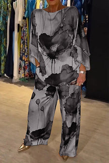 Conjunto de Cetim Estampado com Gola Redonda Casual