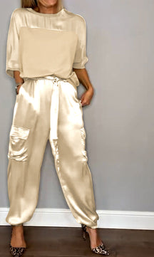 Conjunto de Top de Cetim Liso com Mangas 3/4 e Calça Feminina