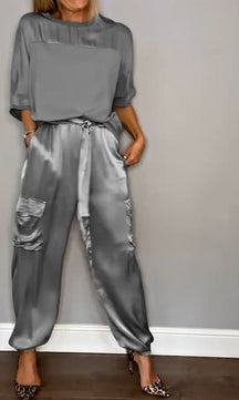 Conjunto de Top de Cetim Liso com Mangas 3/4 e Calça Feminina
