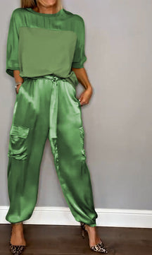 Conjunto de Top de Cetim Liso com Mangas 3/4 e Calça Feminina