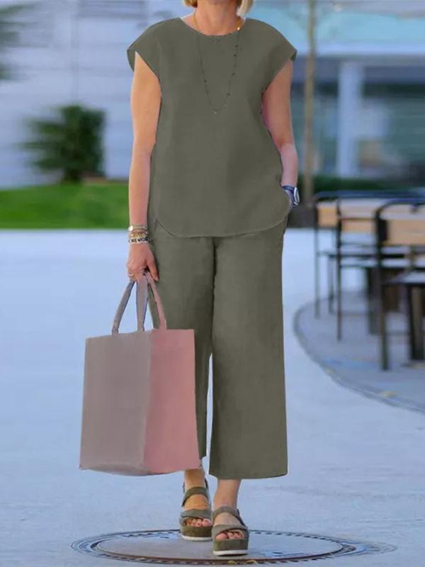 Conjunto  Básico com Colete de Gola Redonda e Calças de Perna Larga