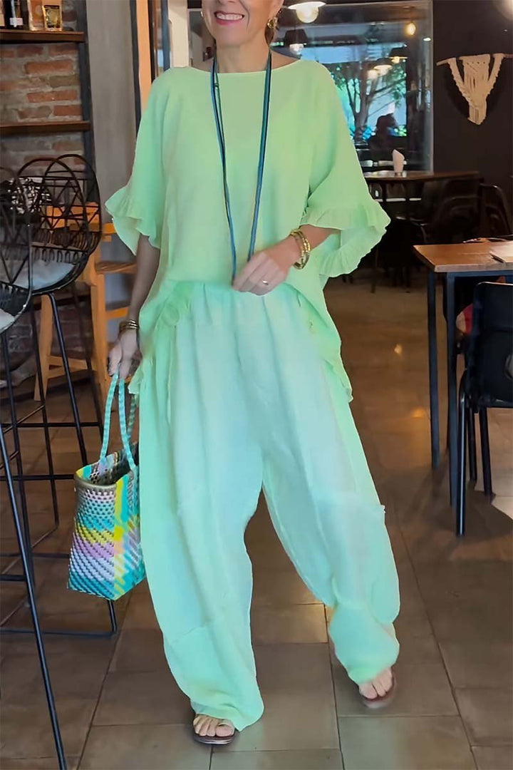 Conjunto Feminino Casual com Calças de Algodão e Linho e Mangas Bufantes