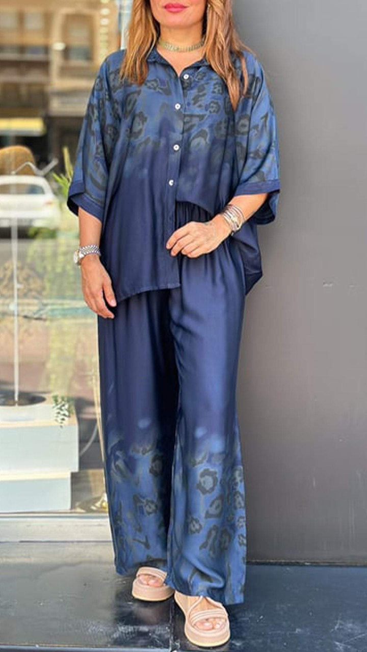 Conjunto Feminino Casual com Lapela e Estampa de Leopardo Gradiente