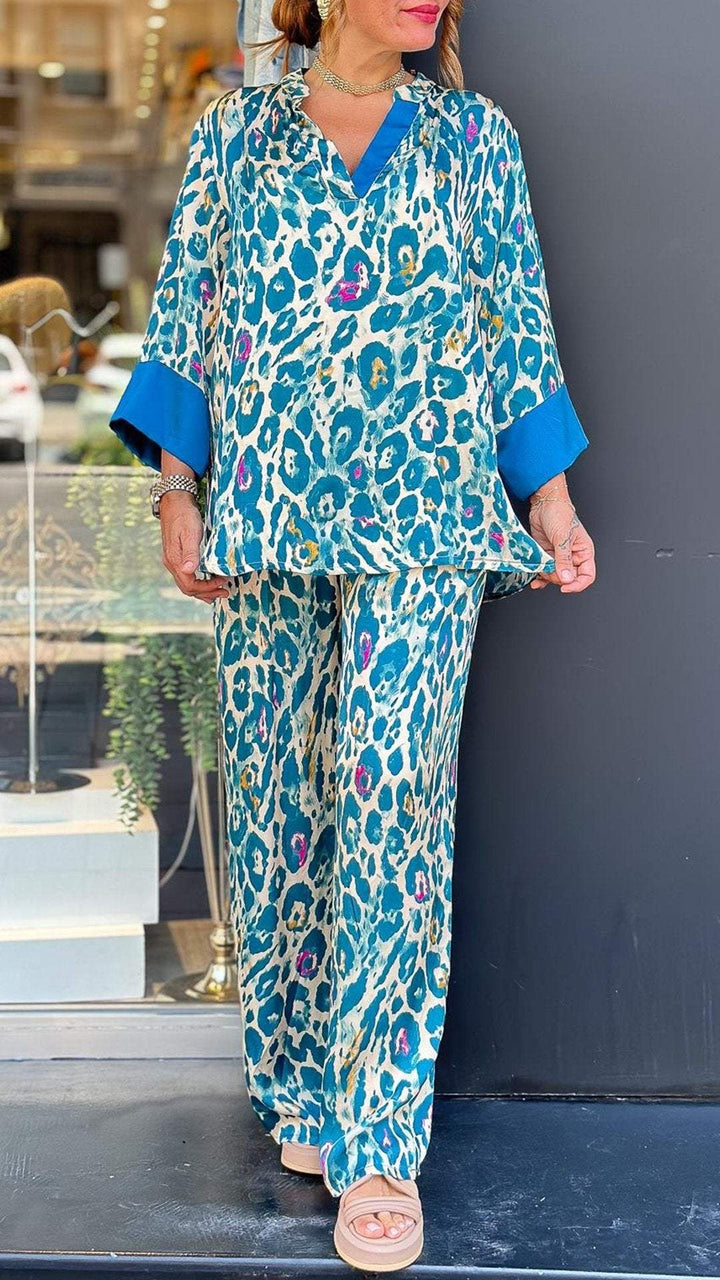 Conjunto Feminino Casual com Lapela e Manga Média com Estampa de Leopardo