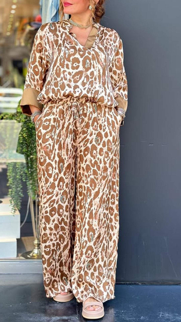 Conjunto Feminino Casual com Lapela e Manga Média com Estampa de Leopardo