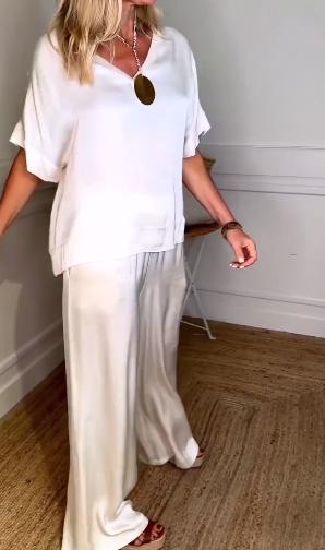 Conjunto Feminino Casual de Blusas de Cetim e Calças com Cordão de Duas Peças