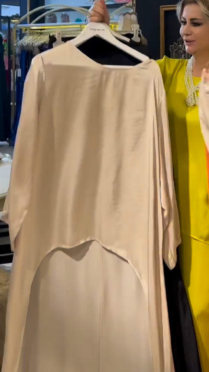 Conjunto Feminino Casual de Cor Sólida com Frente Curta e Costas Longas