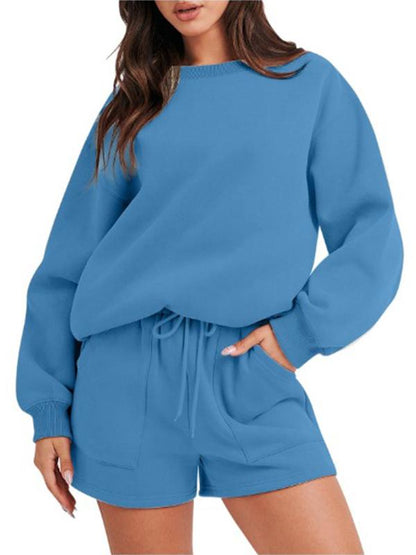 Conjunto Feminino Casual de Top com Manga Longa e Shorts com Gola Redonda - 14
