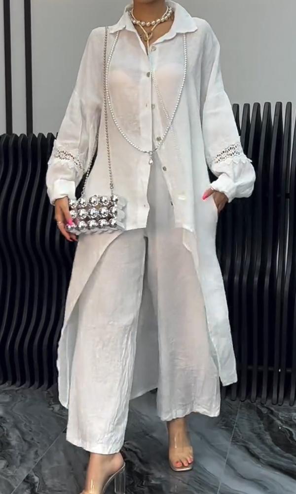 Conjunto Feminino de Camisa com Recorte nas Costas e Calças de Linho de Duas Peças