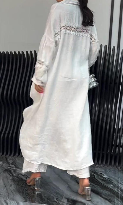 Conjunto Feminino de Camisa com Recorte nas Costas e Calças de Linho de Duas Peças - 3
