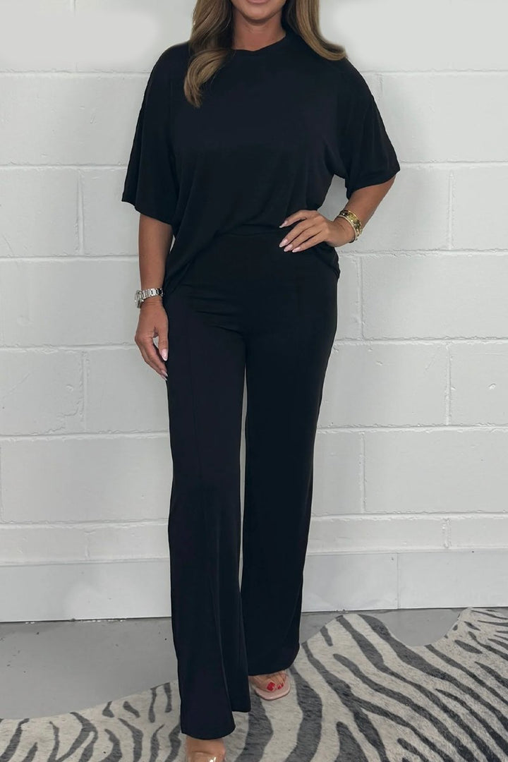 Conjunto Feminino de Camiseta e Calças para Lounge Luxuoso