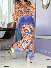 Conjunto Feminino de Chiffon Estampado com Gola Redonda
