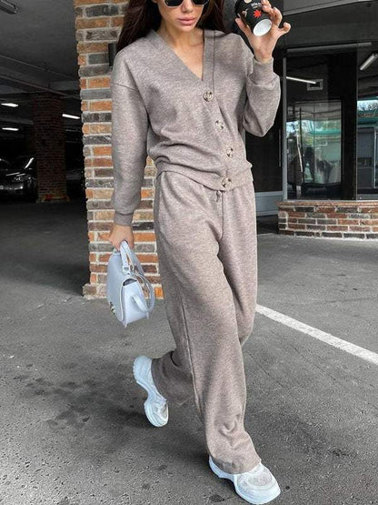 Conjunto Feminino de Jaqueta de Malha com Botões e Calças de Duas Peças - 7