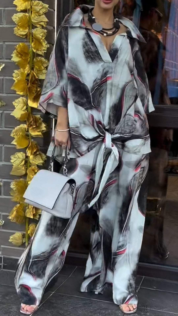 Conjunto Feminino de Manga Longa com Estampa de Tinta e Decote em V