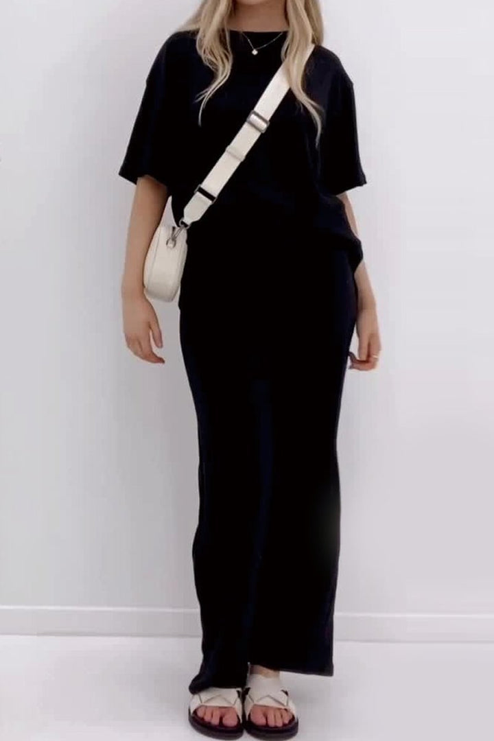 Conjunto Feminino de Top Canelado de Cor Sólida e Calças