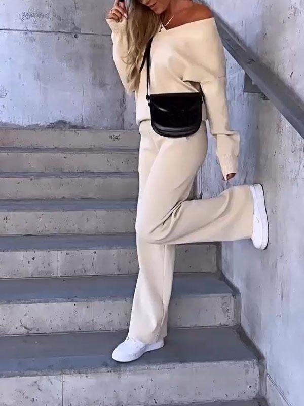 Conjunto Feminino de Top de Cor Sólida com Decote em V e Calças de Duas Peças