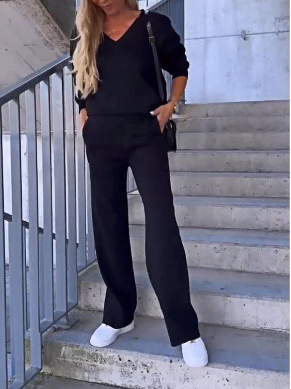 Conjunto Feminino de Top de Cor Sólida com Decote em V e Calças de Duas Peças