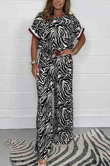 Conjunto Feminino de Top e Calça Estampados de Zebra
