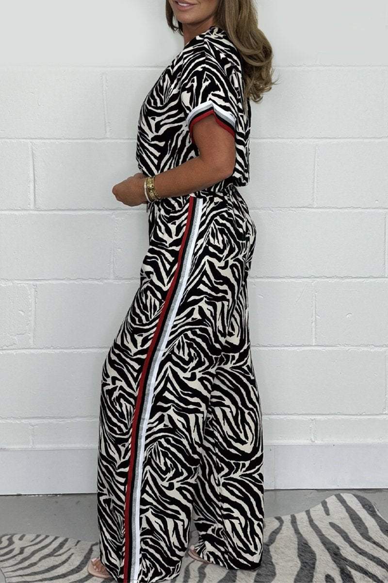 Conjunto Feminino de Top e Calça Estampados de Zebra