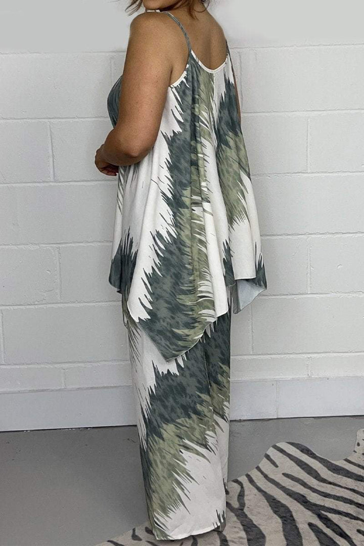 Conjunto Feminino de Top Estampado e Calça de Perna Larga