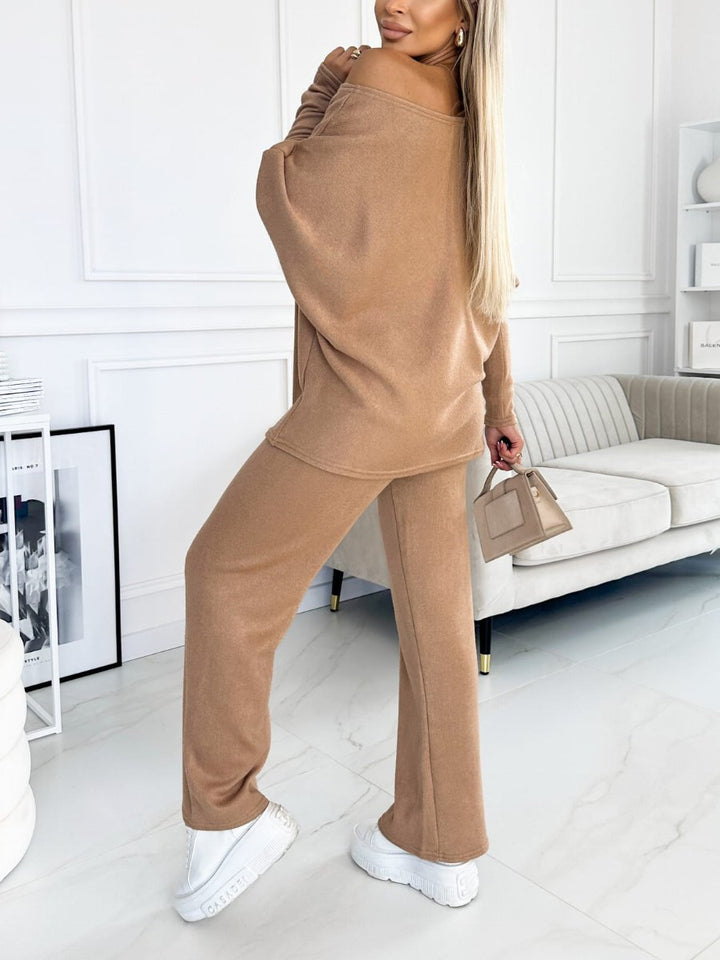 Conjunto Feminino de Tops com Mangas de Morcego e Calça de Perna Larga de Cor Sólida