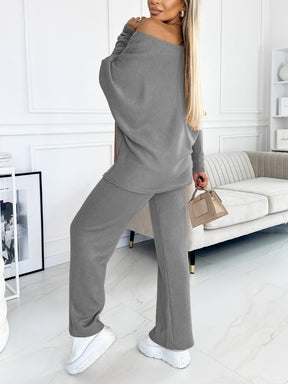 Conjunto Feminino de Tops com Mangas de Morcego e Calça de Perna Larga de Cor Sólida