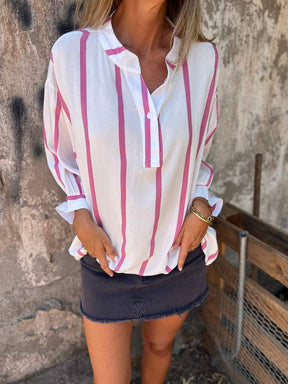 Camisa de algodão e linho listrada com meia gola