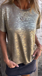 Camiseta de Manga Curta com Estampa em Relevo e Gola Redonda