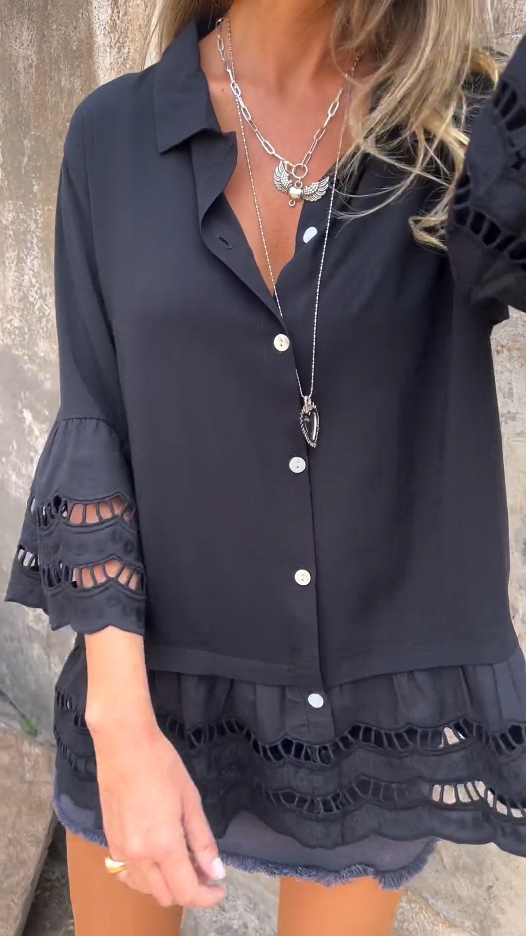 Camisa com Mangas 3/4 e Patchwork Vazado