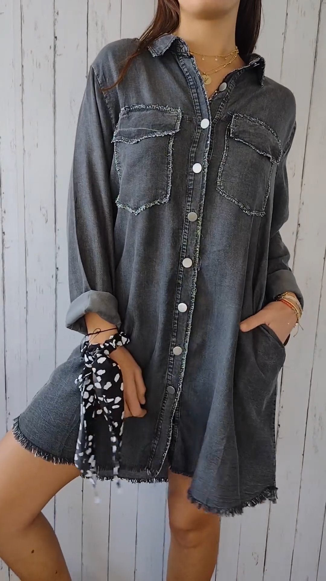 Camisa Longa Confortável de Jeans Falso